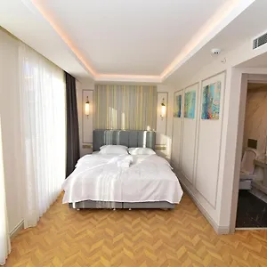 4* Hotel Serai
